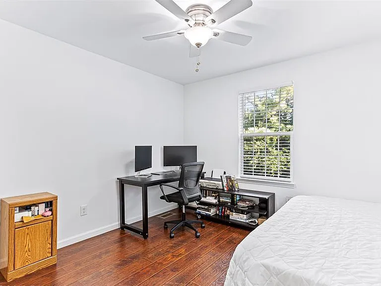 47086 Auburn Ct — Photo 18