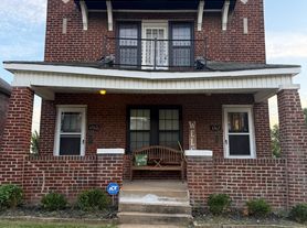 6162 W Park Ave, Saint Louis, MO