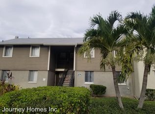 5520 21st Way S APT 910, Saint Petersburg, FL 33712