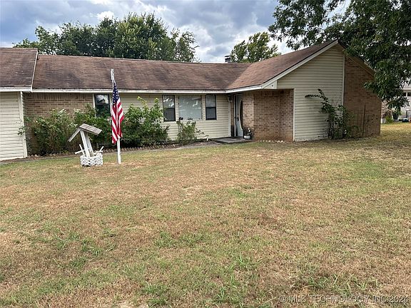 4th image of 114 E Briarwood Dr