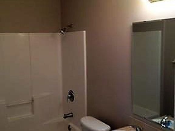 5th image of 707 S 5 W Building 6-600