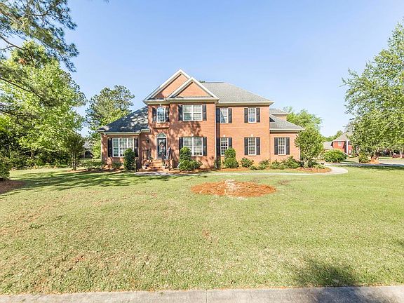 3rd image of 501 Heathwood Pl