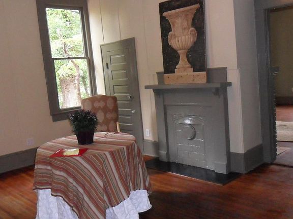 dining room or 2nd bedroom