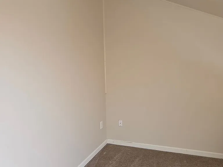 First Hill Apartments — Photo 28