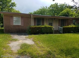 658 Stoneykirk Dr, Fayetteville, NC 28314