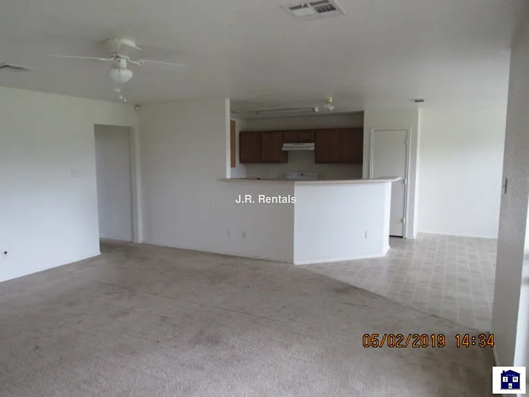 3909 Deputy Dr — Photo 34