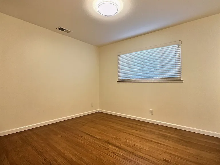 1403 S Blaney Ave — Photo 21