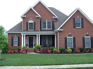 1530 Staffwood Rd, Knoxville, TN 37922