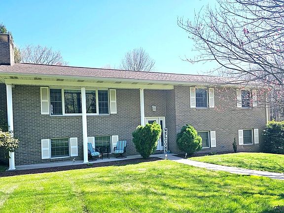 2nd image of 178 Shenkelview Dr