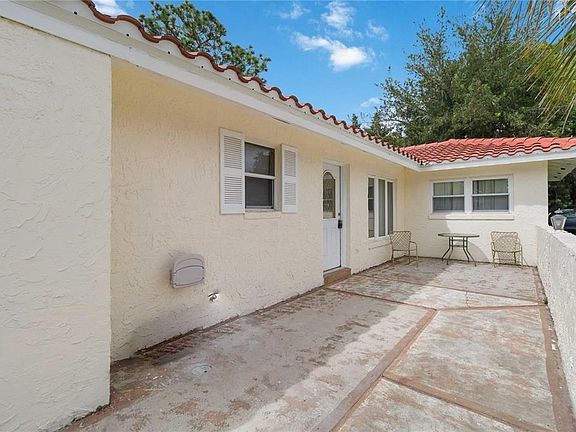 3rd image of 10640 DEERGRASS LANE
