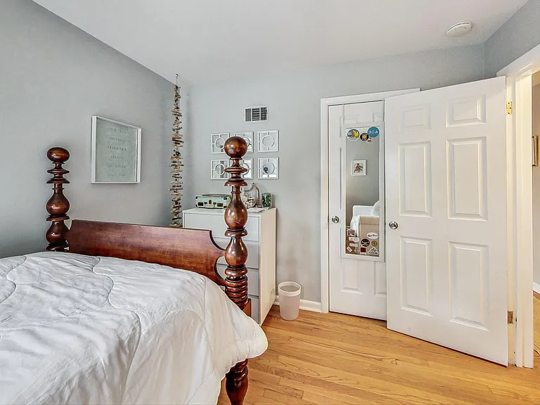 2106 Lake Ave — Photo 30