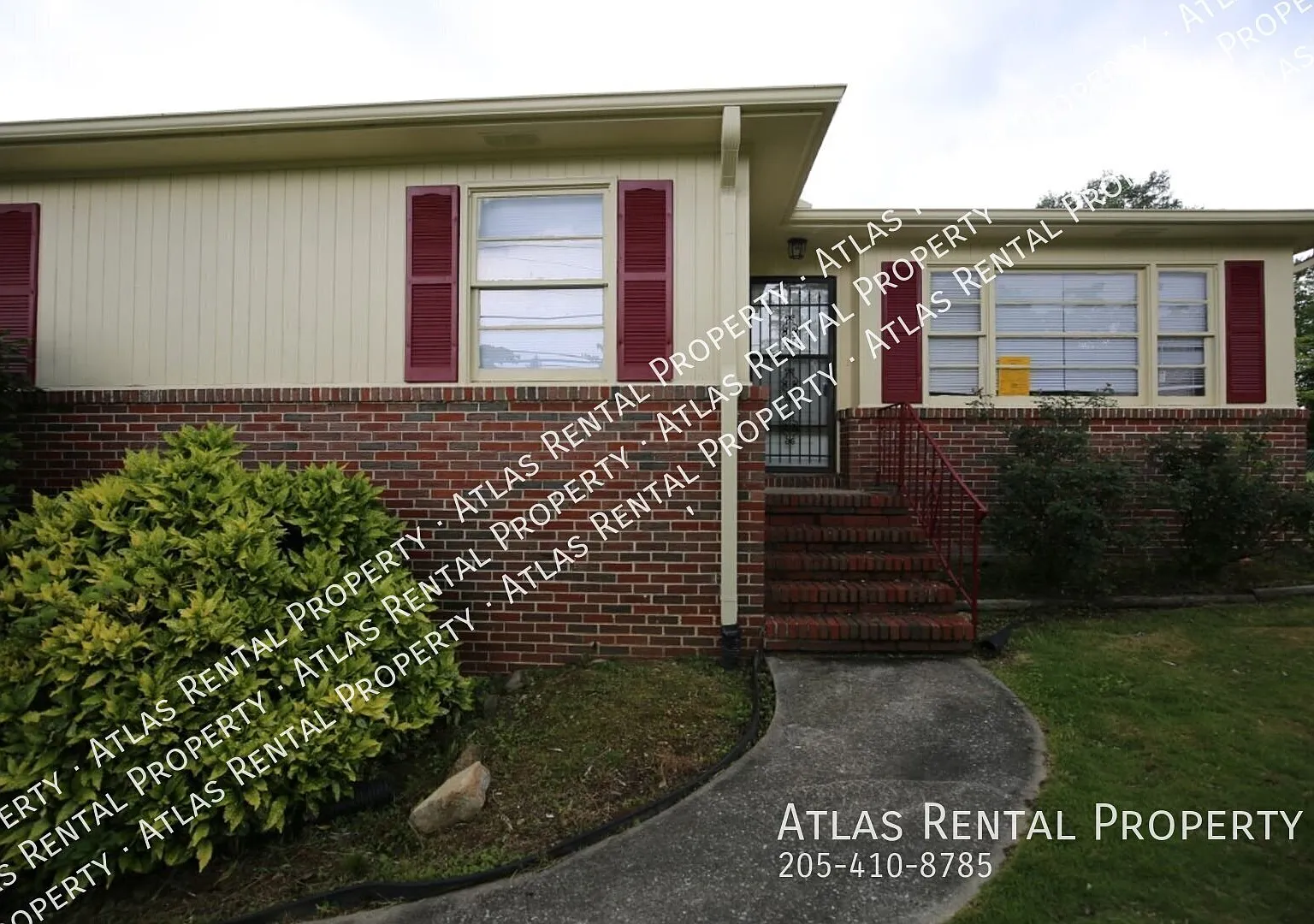 3 bed, 1.0 bath, 2468 sqft, $1,200 — Photo 2
