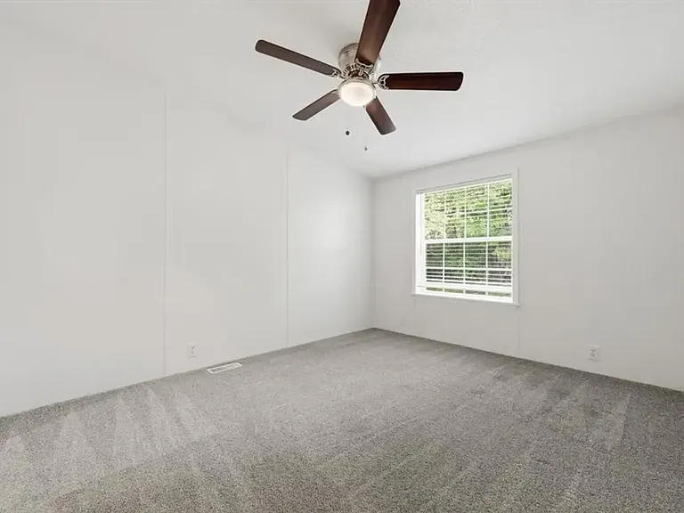120 Orange Aly — Photo 16