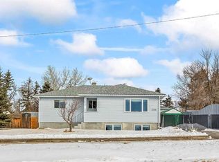 230 SW Frederick Ave W, Standard, AB T0J3G0