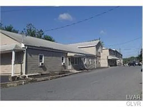 Canal 1038-1056 Photo 1