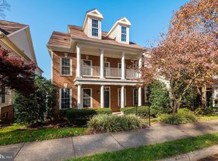 2900 Swanee Ln, Fairfax, VA 22031