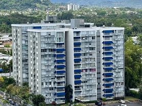 1248 Avenue Luis Vigoreaux, Guaynabo, PR