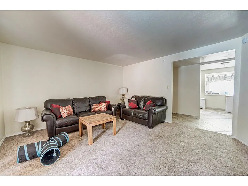 Building Photo - 724 W 1720 N #102