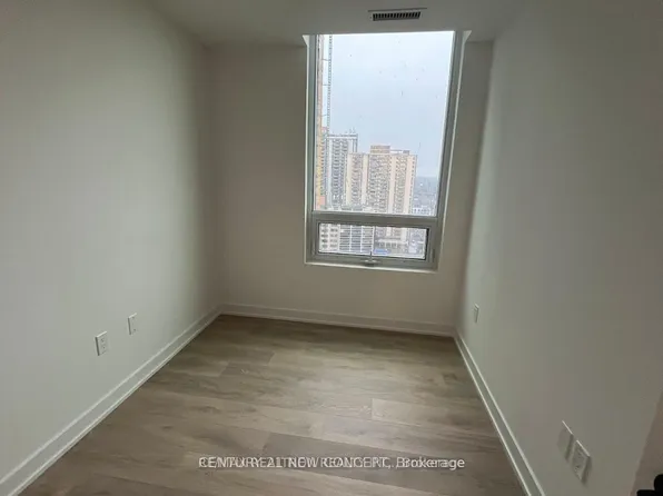 117 Broadway Ave #1109, Toronto, ON M4P 1V3