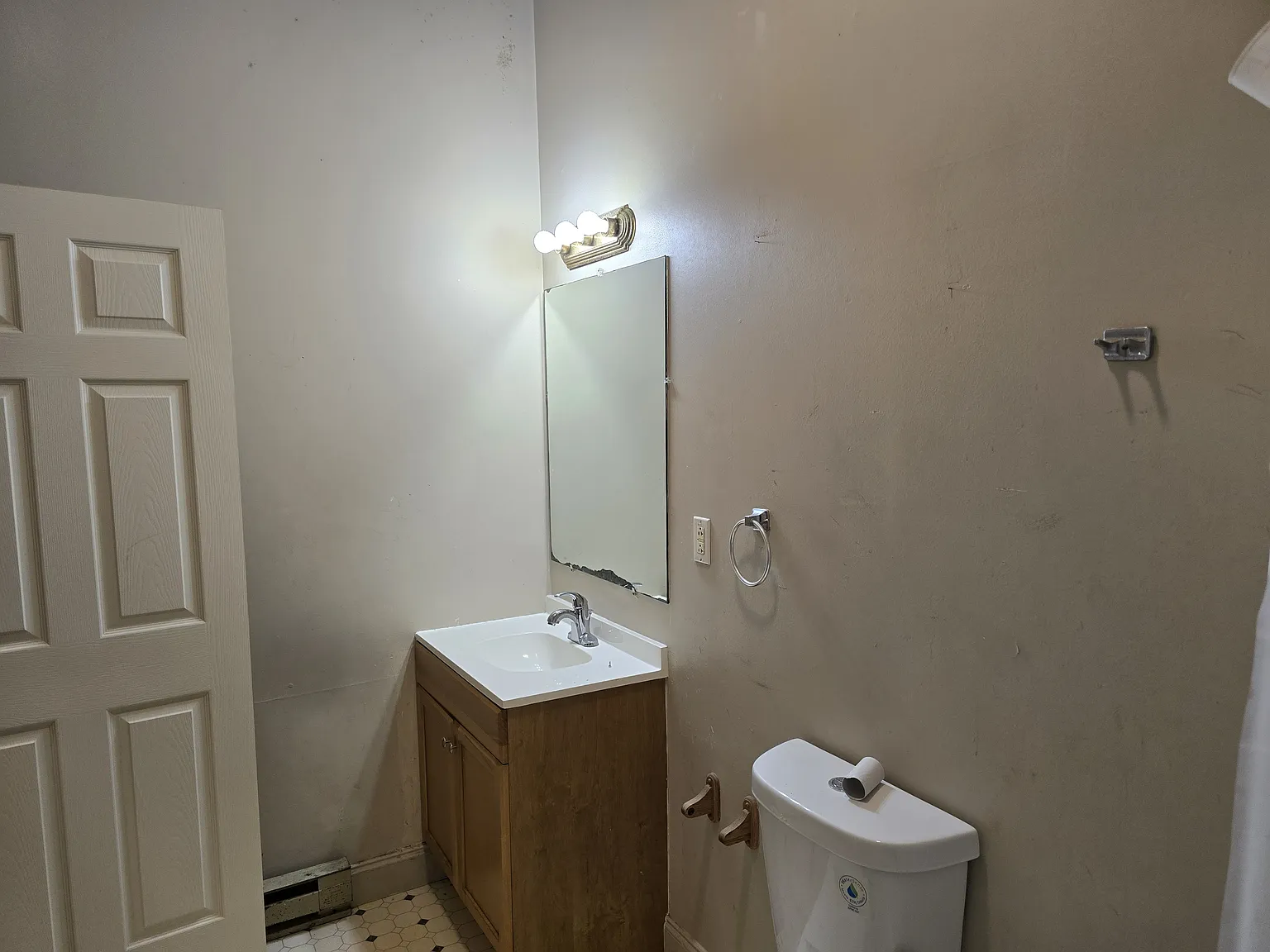 138 S 3rd St — Photo 3