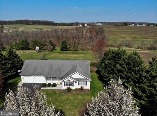 1210 Fox Run Ter, Hanover, PA 17331