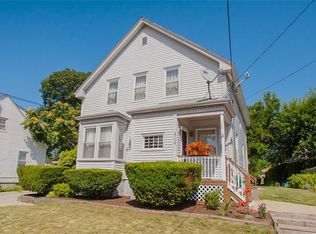404 Bullocks Point Ave, Riverside, RI 02915