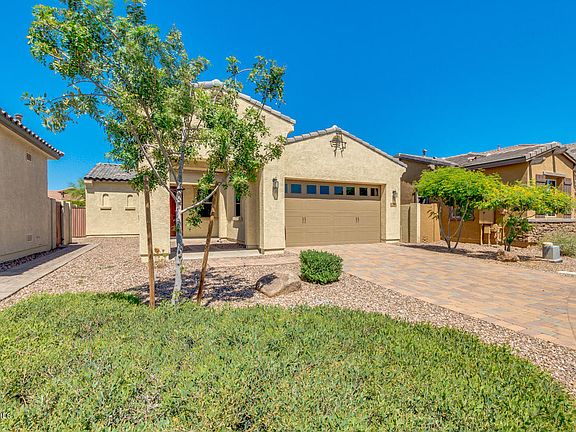 2nd image of 2930 E Citrus Way
