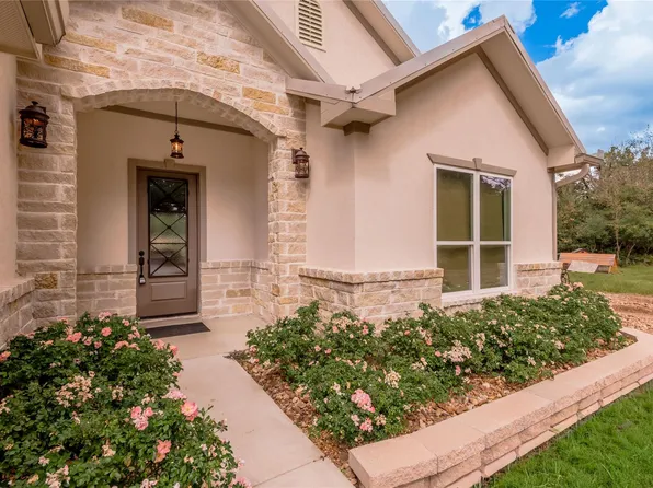2803 Fm 2158, Midway, TX 75852
