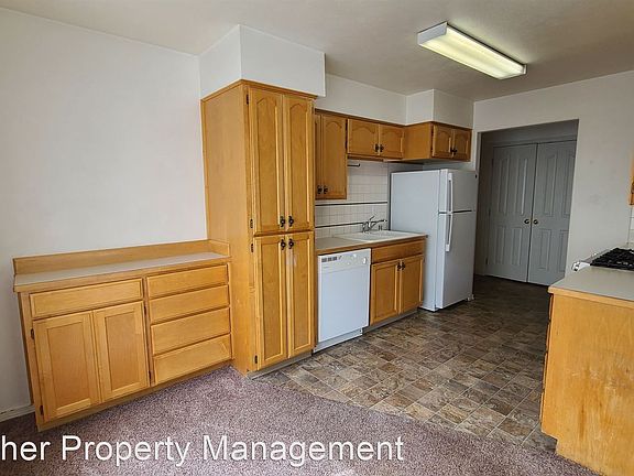 3rd image of 12205 N Freya St #10436434