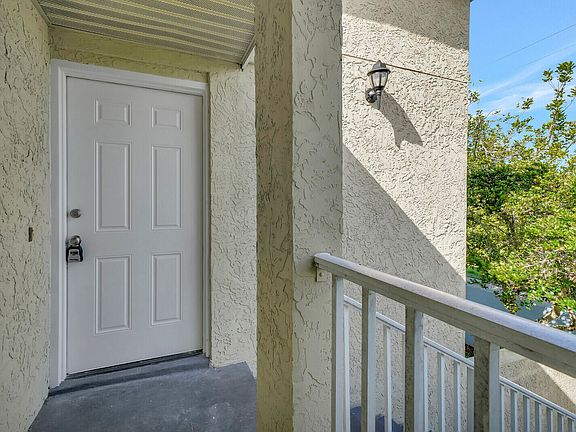 3rd image of 1631 SE Green Acres Circle #Bb204