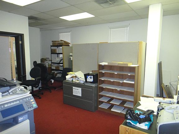 3rd image of 1301 Northwest Hwy Ste 208