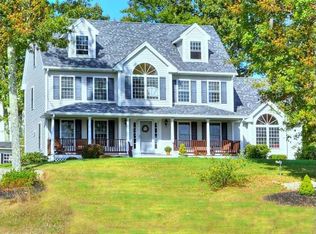 18 Bluejay Ln, Pelham, NH 03076