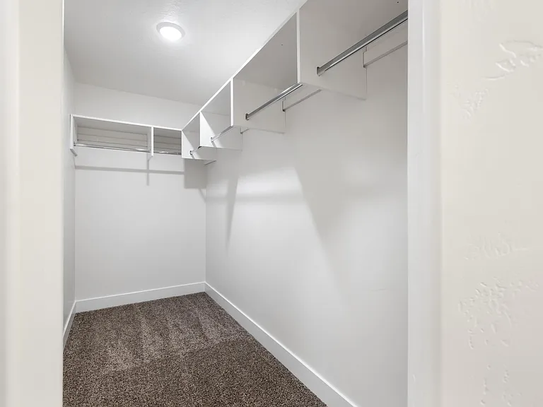 Walk-in Closets