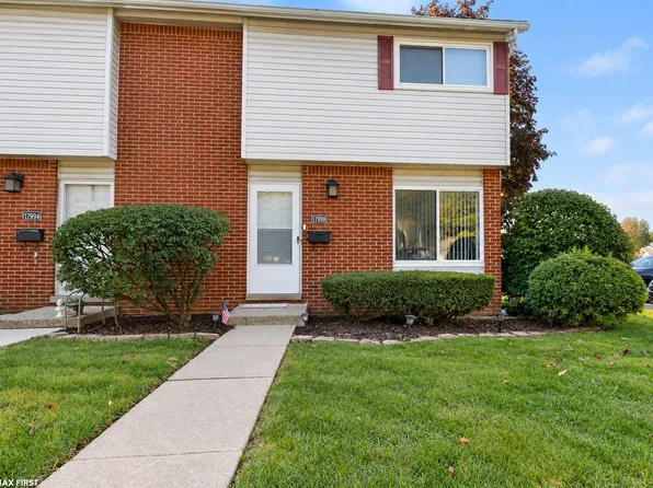 17988 Martin Rd, Roseville, MI 48066
