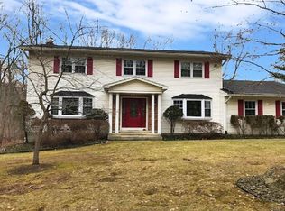 41 Montebello Rd, Suffern, NY 10901