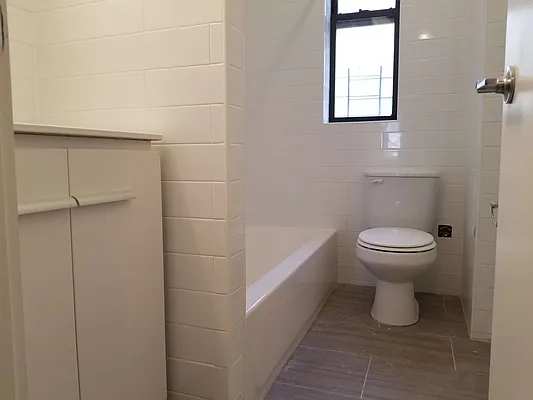 Rented by Bruma Realty LLC | media 8