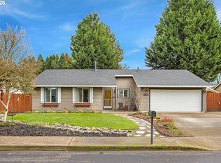 1932 NE 13th Ave, Hillsboro, OR
