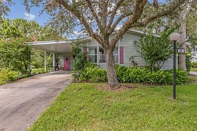 1st image of 14 Cypress Grove Ln