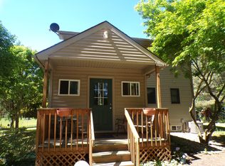 8087 Lansing Rd, Perry, MI 48872
