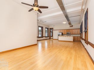 13 W Beverley St #301B, Staunton, VA 24401