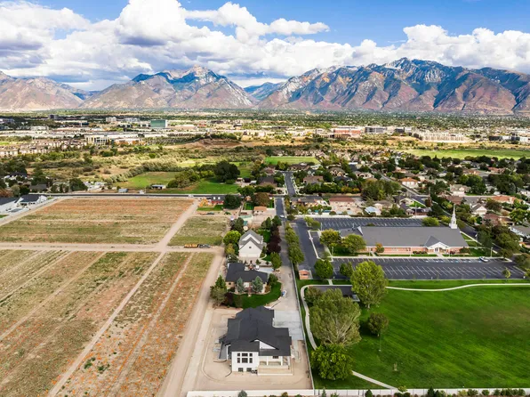 1104 W 10125 S, South Jordan, UT 84095