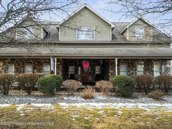 230 Constitution Ave, Jessup, PA 18434