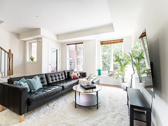 4th image of 120 24th St #34