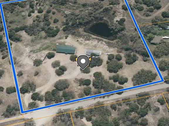 3rd image of 710 Whispering Oaks Ln