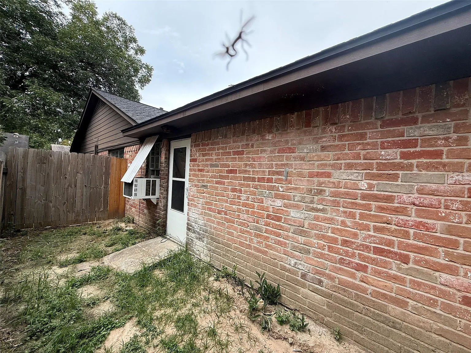 1 bed, 1.0 bath, 450 sqft, $900 — Photo 4