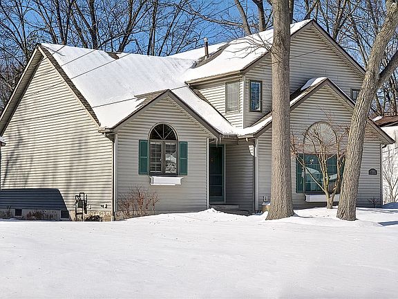 2nd image of 5900 Decker Rd