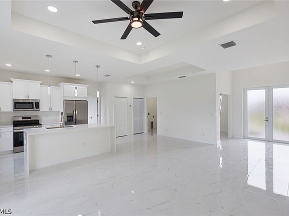 2nd image of 3000 3rd St SW