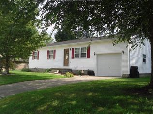 8 River Park Cir, Saint Albans, WV 25177