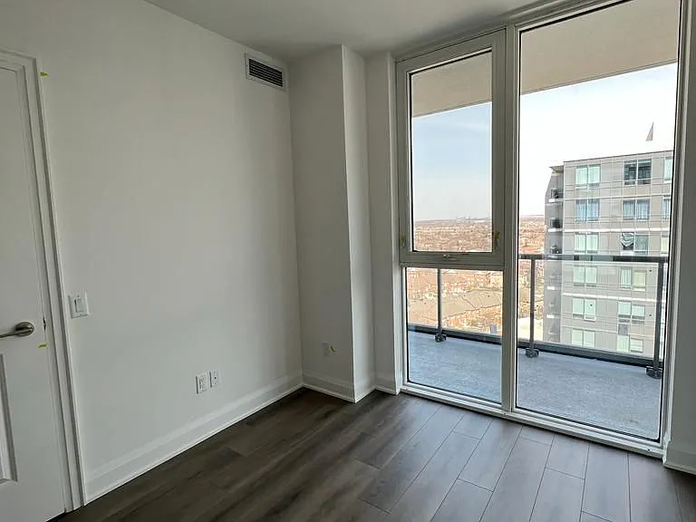 20 Gatineau Dr #1511 — Photo 6
