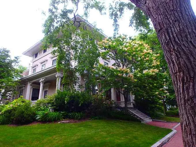 17 Lee St #6